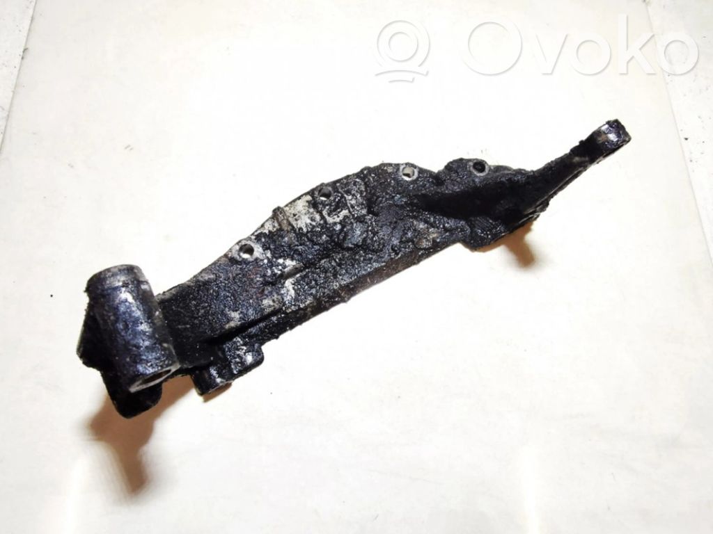 Audi A4 S4 B5 8D Supporto di montaggio del motore (usato) 