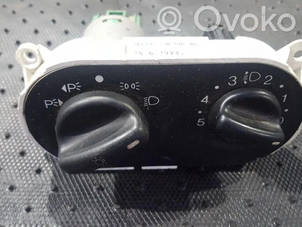 Ford Mondeo MK I Interruptor de luz 