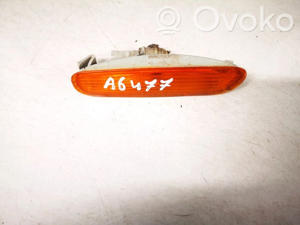 Volvo S40, V40 Front fender indicator light 