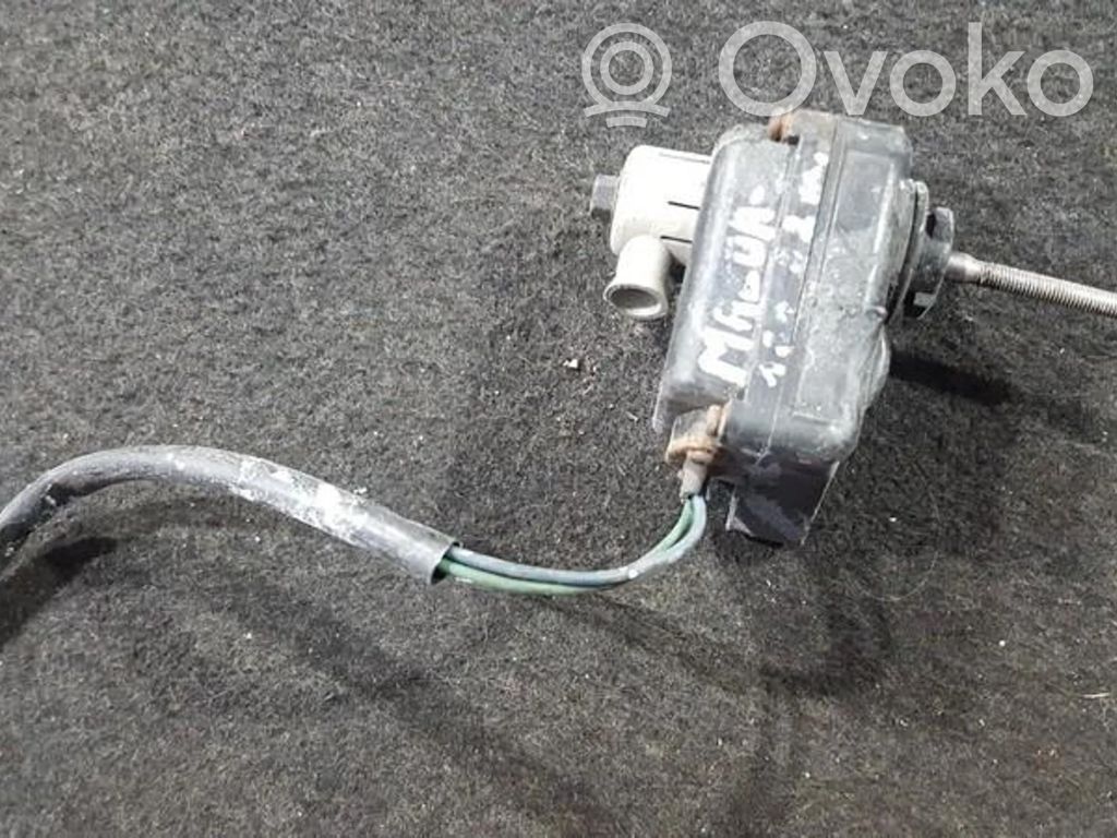 Headlight level adjustment motor