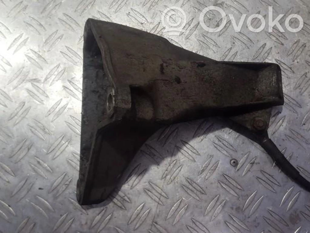 Audi A4 S4 B5 8D Support, suspension du moteur 