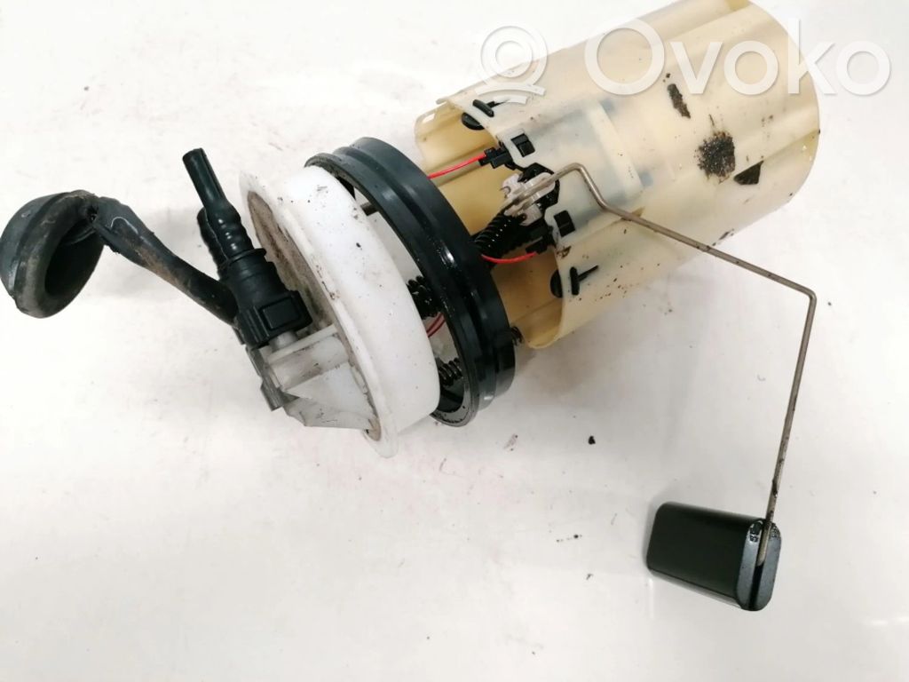 Nissan Almera N16 Sensore di livello del carburante