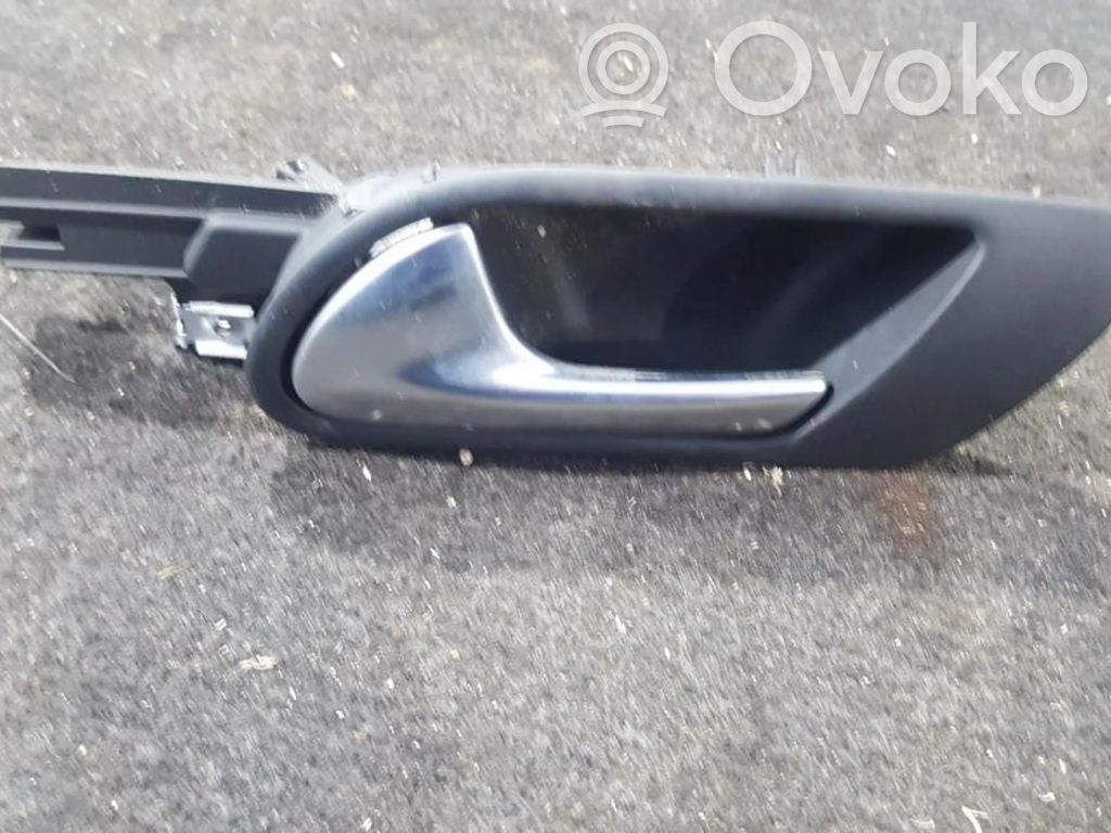 Manecilla interna puerta trasera   1K5837113,1K5837113