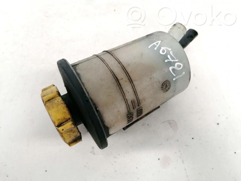 Ausgleichsbehälter Servopumpe   YC153R700AA,YC153R700AA,YC153R700AA,YC153R700AA