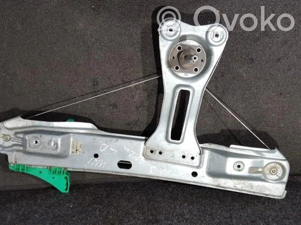 Opel Astra J Regulador con motor de la ventanilla de la puerta corredera 