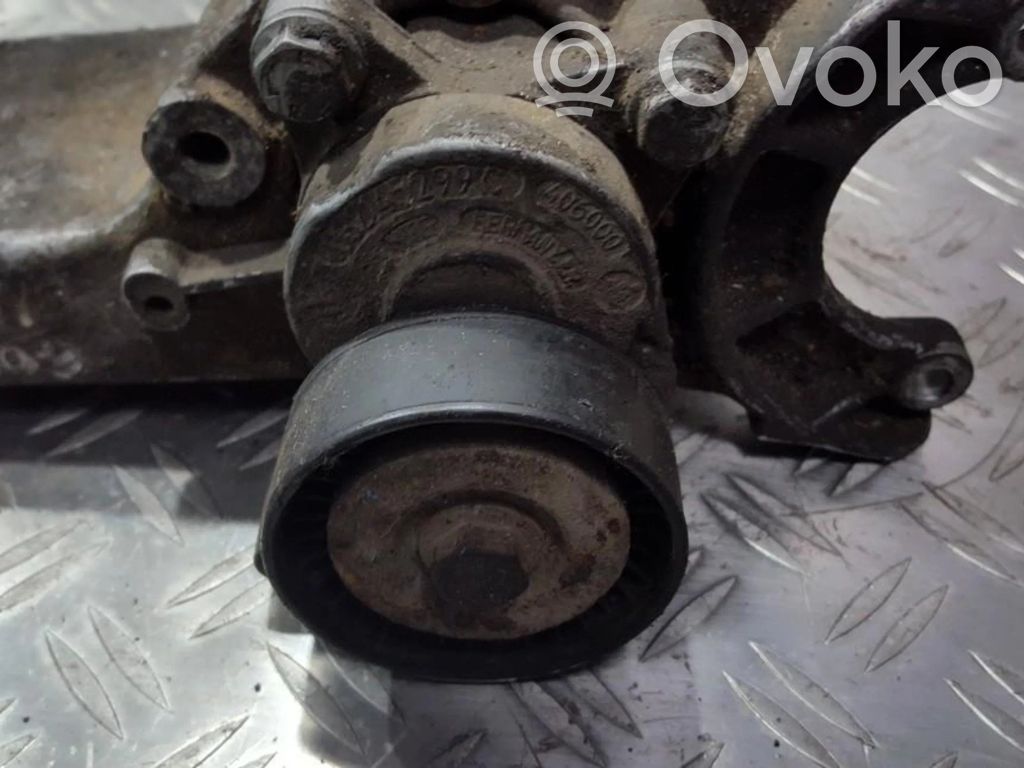 Volkswagen Golf III Întinzător curea generator/alternator 
