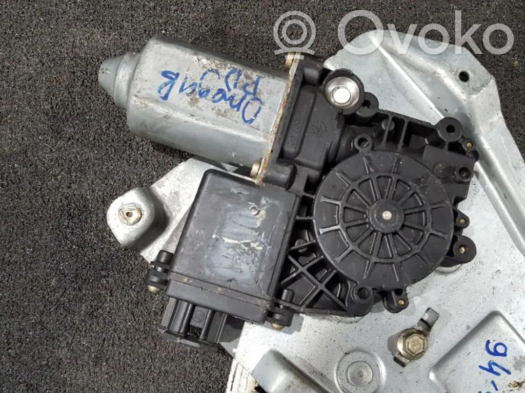 Silnik regulatora szyby drzwi przednich   0536000302,193799000,0536000302,193799000,7743000734