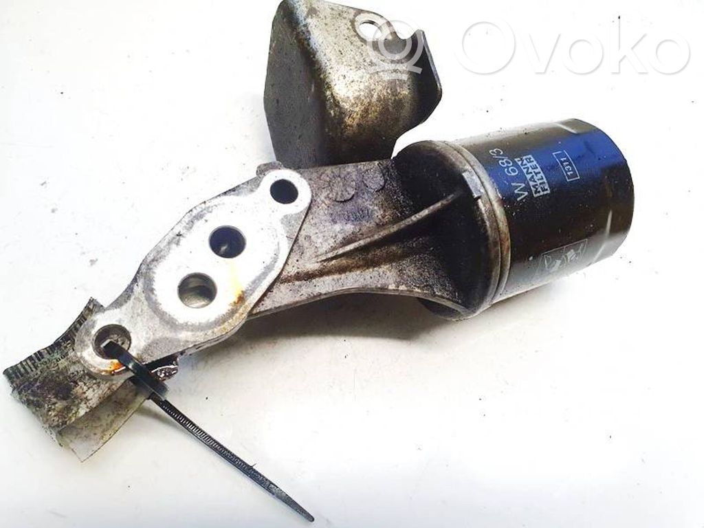 Oil filter mounting bracket   W683,W683
