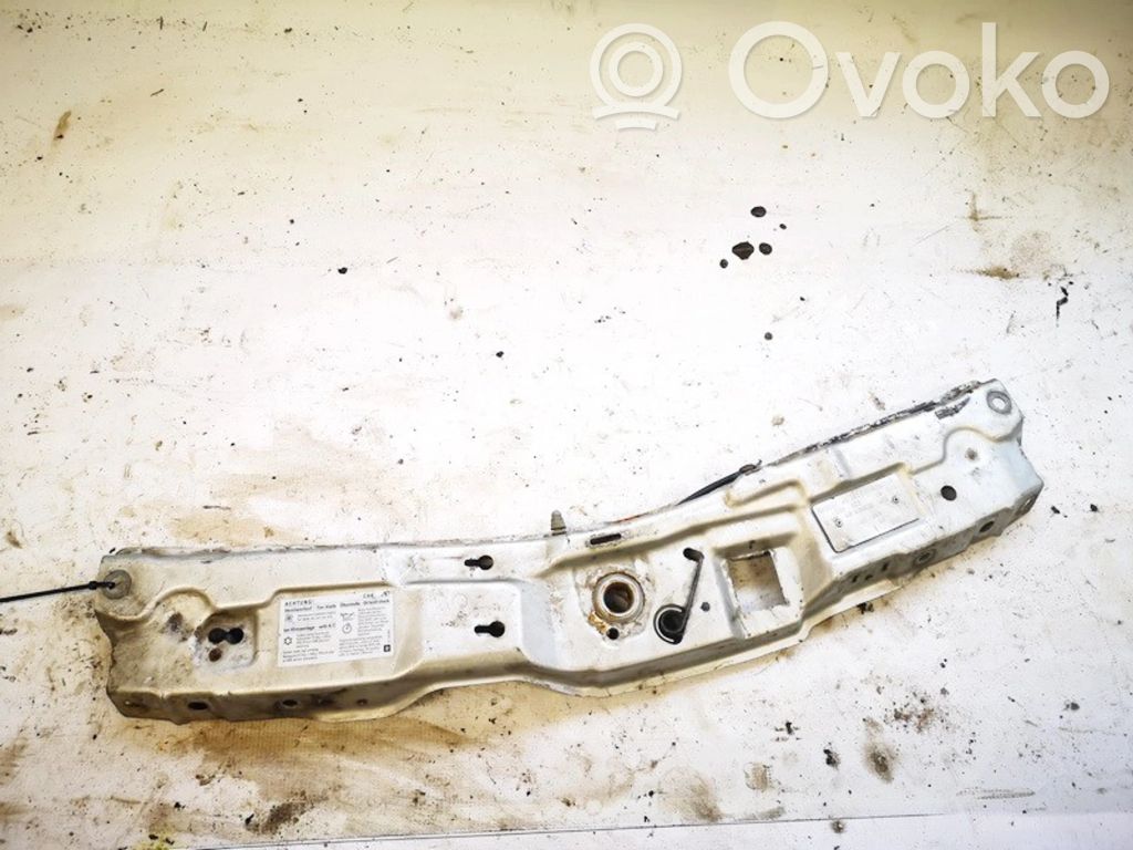 Opel Meriva A Pas przedni 