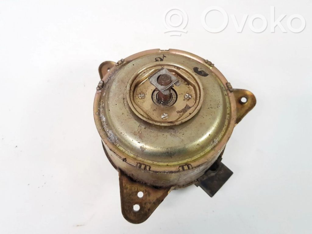 Nissan Almera N16 Suport ventilator radiator 