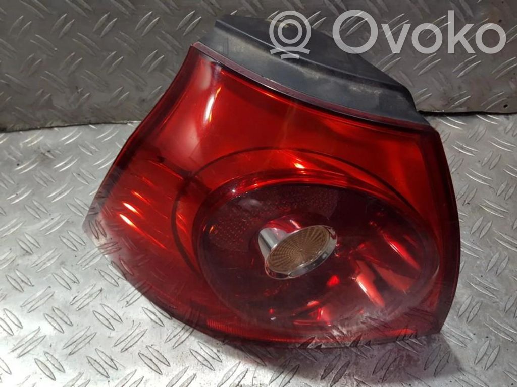Volkswagen Golf V Luci posteriori 