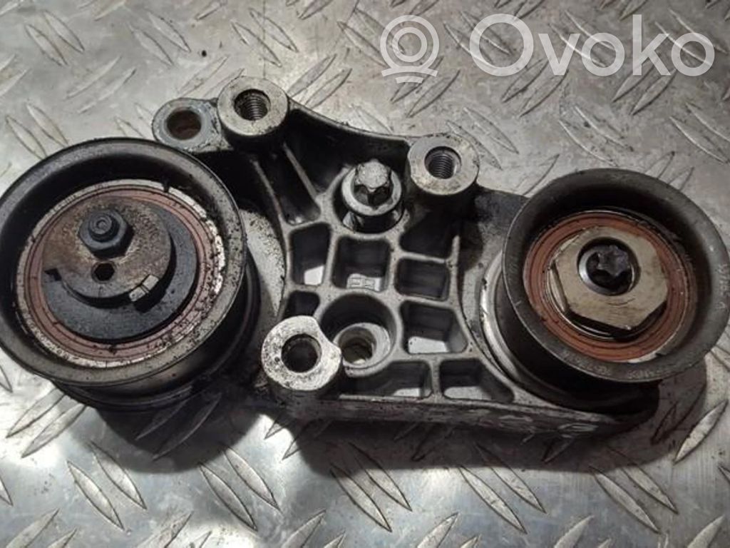 Opel Omega B2 Generator/alternator belt tensioner 