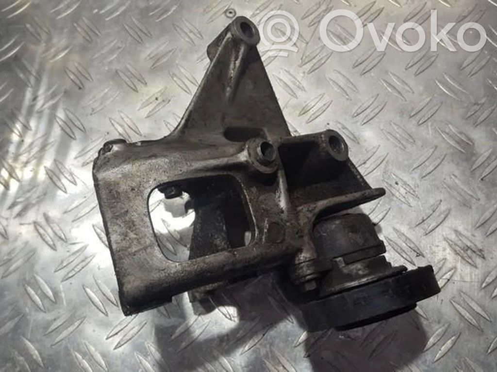 Support, suspension du moteur