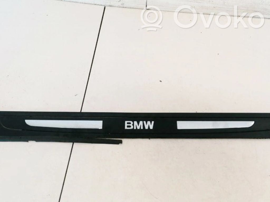 BMW 7 E65 E66 Copertura del rivestimento del sottoporta anteriore 