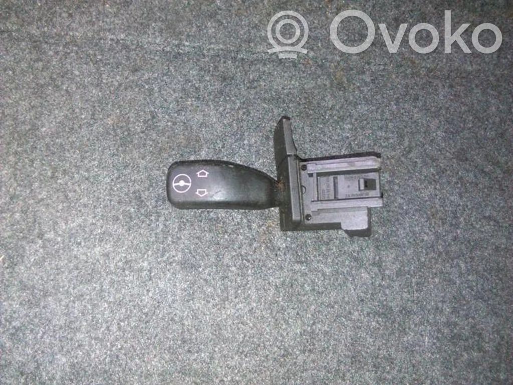 BMW X5 E53 Steering wheel adjustment switch 