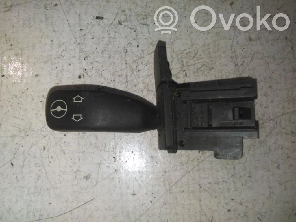 BMW 5 E39 Steering wheel adjustment switch 