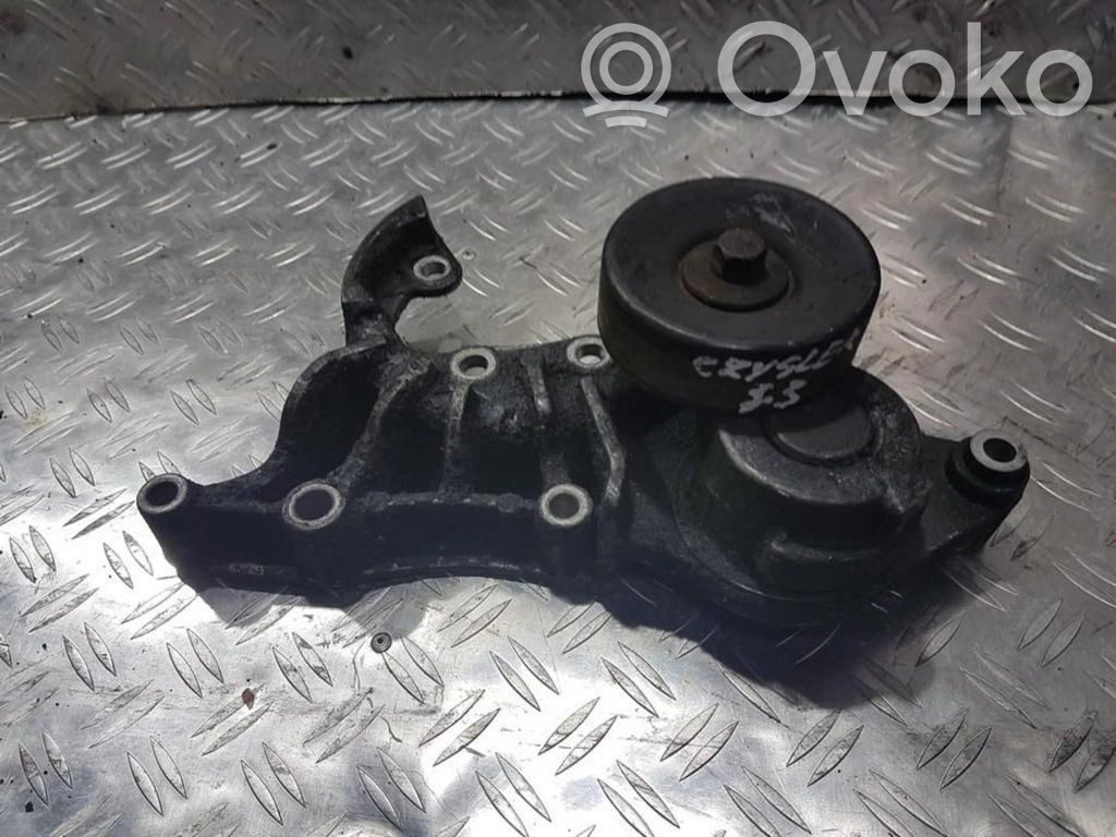 Engine mounting bracket