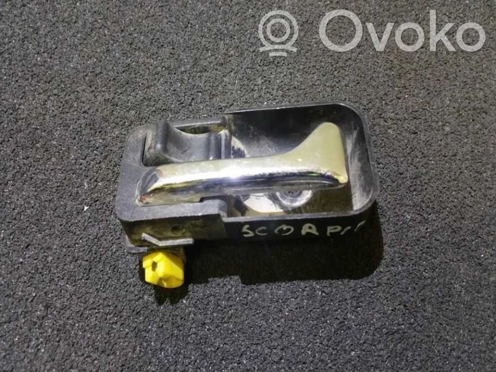 Manecilla interna puerta delantera   86GBA22601AA,86GBA22601AA,86GBA22601AA,86GBA22601AA