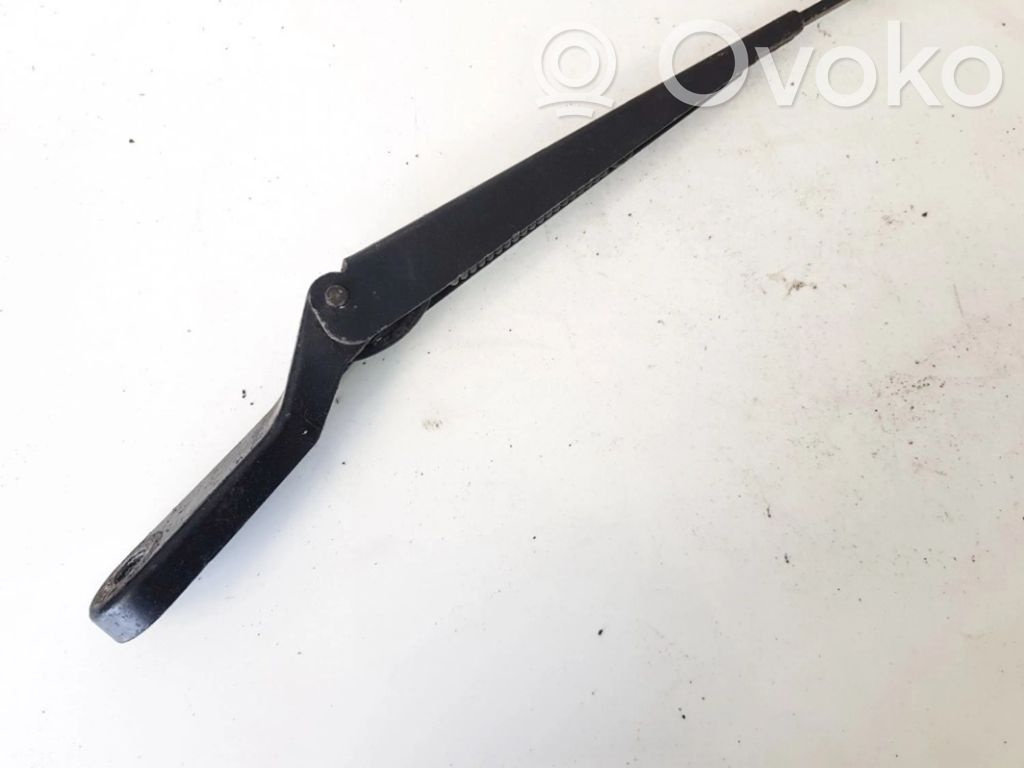 Citroen C5 Brazo del limpiaparabrisas delantero