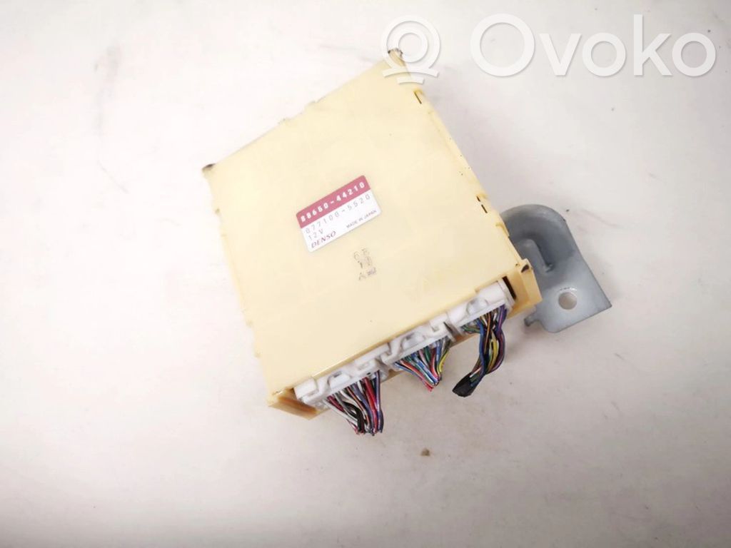 Toyota Avensis Verso Alte unități/module de control