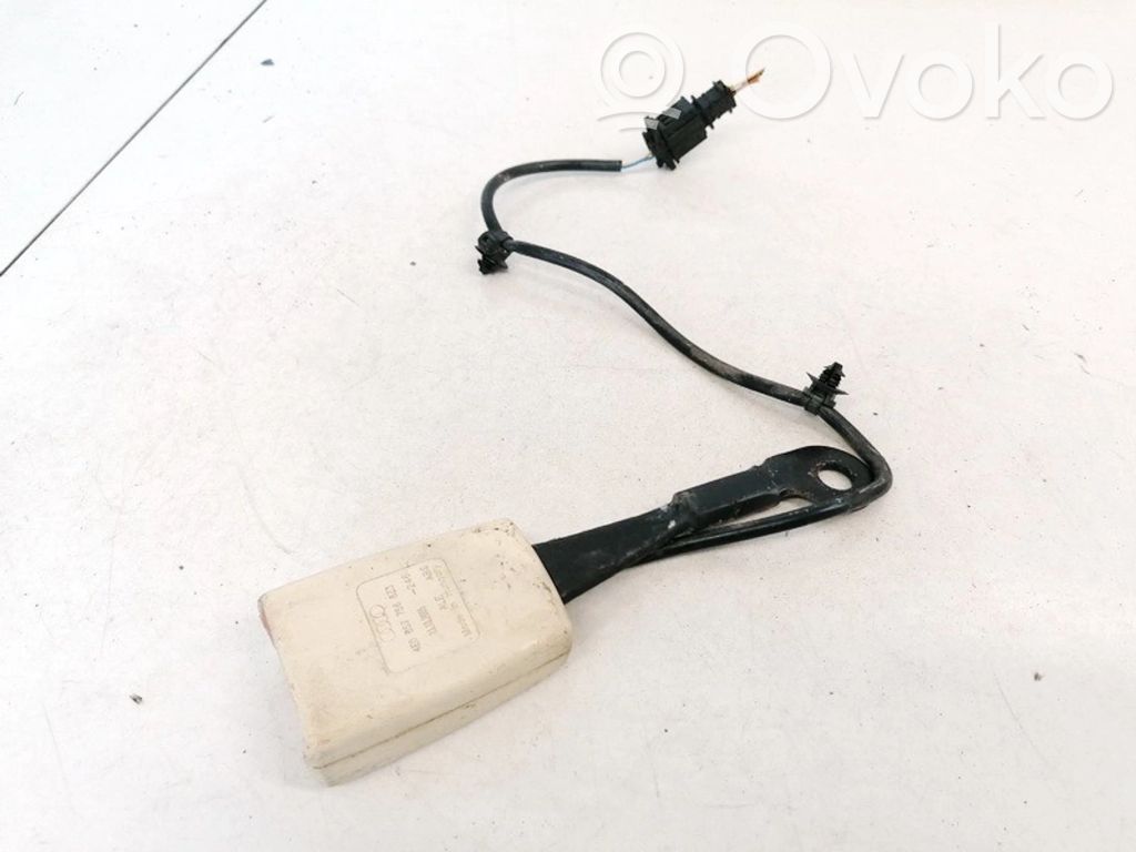 Audi A6 S6 C4 4A Gurtschloss vorne