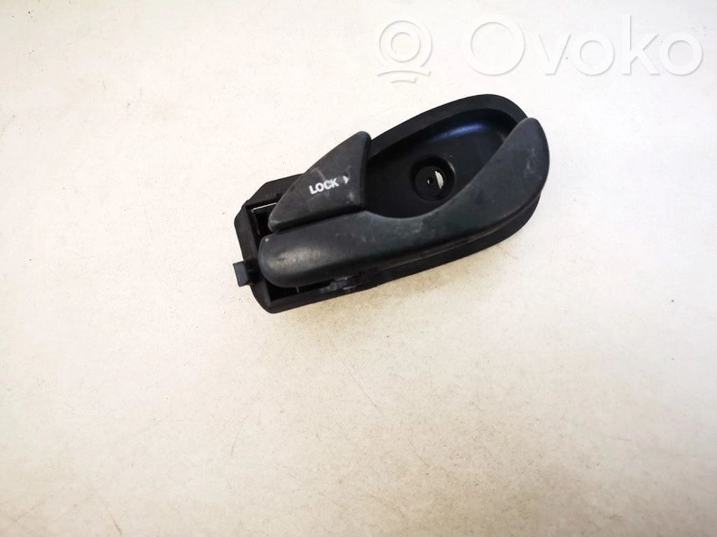 Ford Focus Front door interior handle 