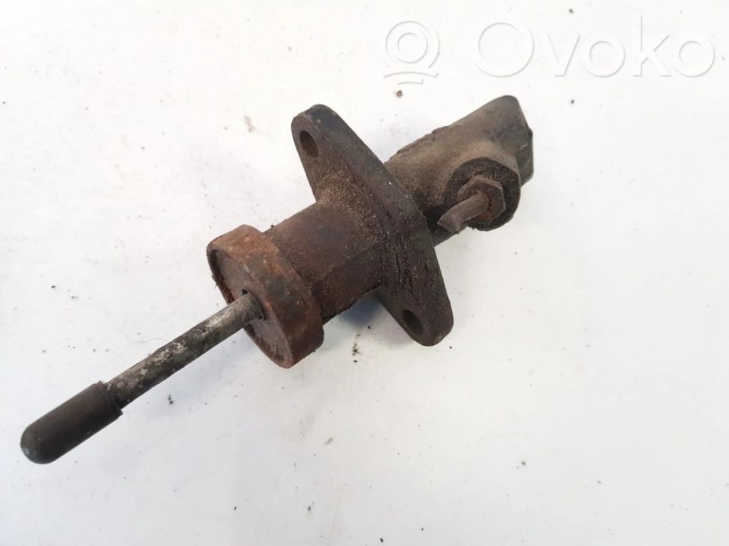 BMW 3 E36 Kytkimen pääsylinteri 