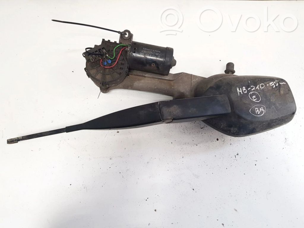 Mercedes-Benz E W210 Wischerarm vorne 