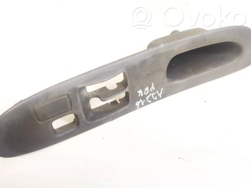 Interrupteur commade lève-vitre   MR190317,MR190317