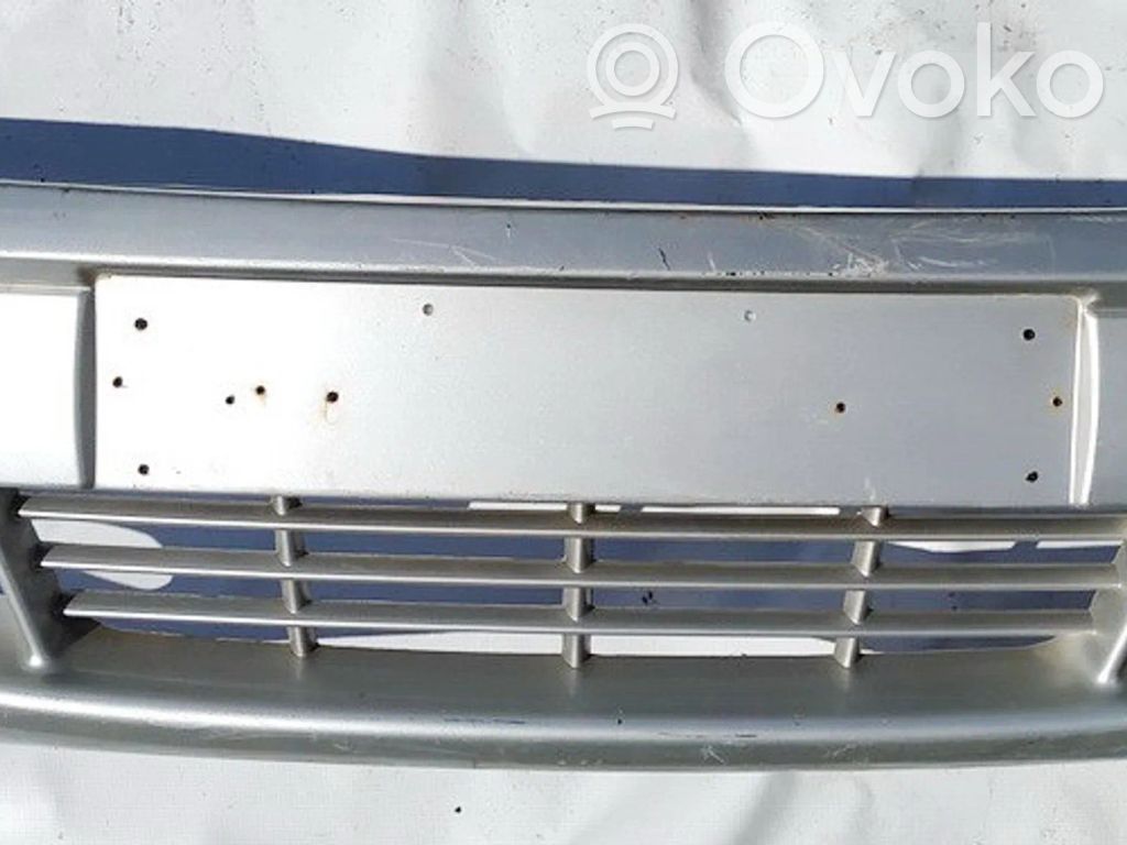 Mazda 121 SM Pare-choc avant