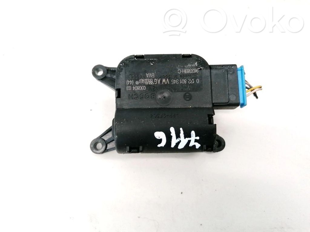 Volkswagen Touran I Motor/actuator clapetă aer 