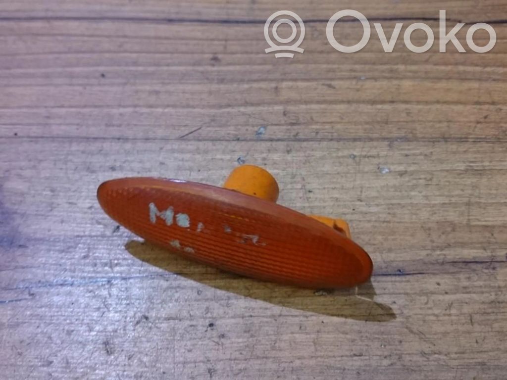 Ford Mondeo MK II Front indicator light 