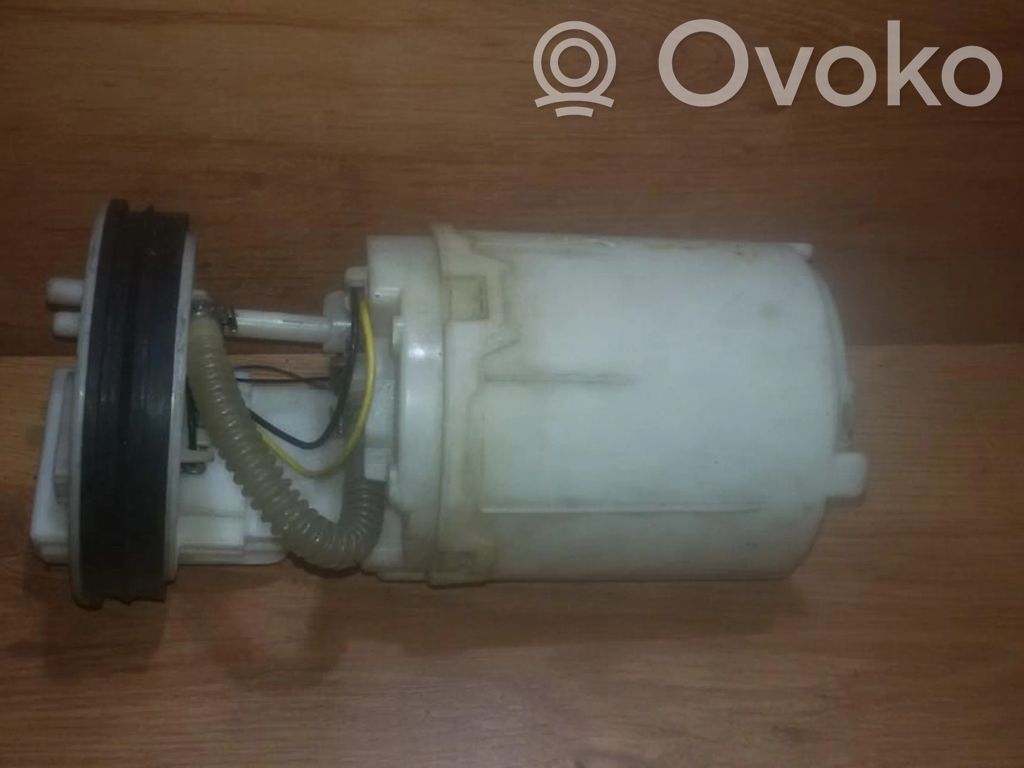 Volkswagen Polo IV 9N3 Pompa carburante immersa 
