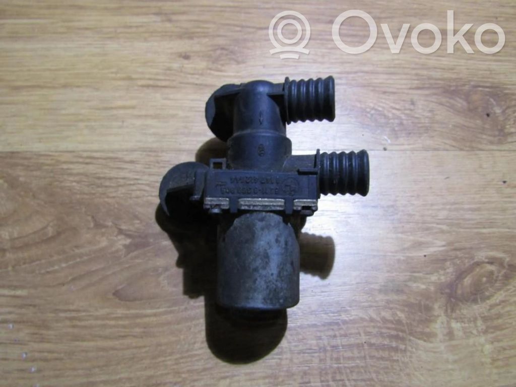 BMW X3 E83 Valvola di regolazione del liquido di raffreddamento e del riscaldatore