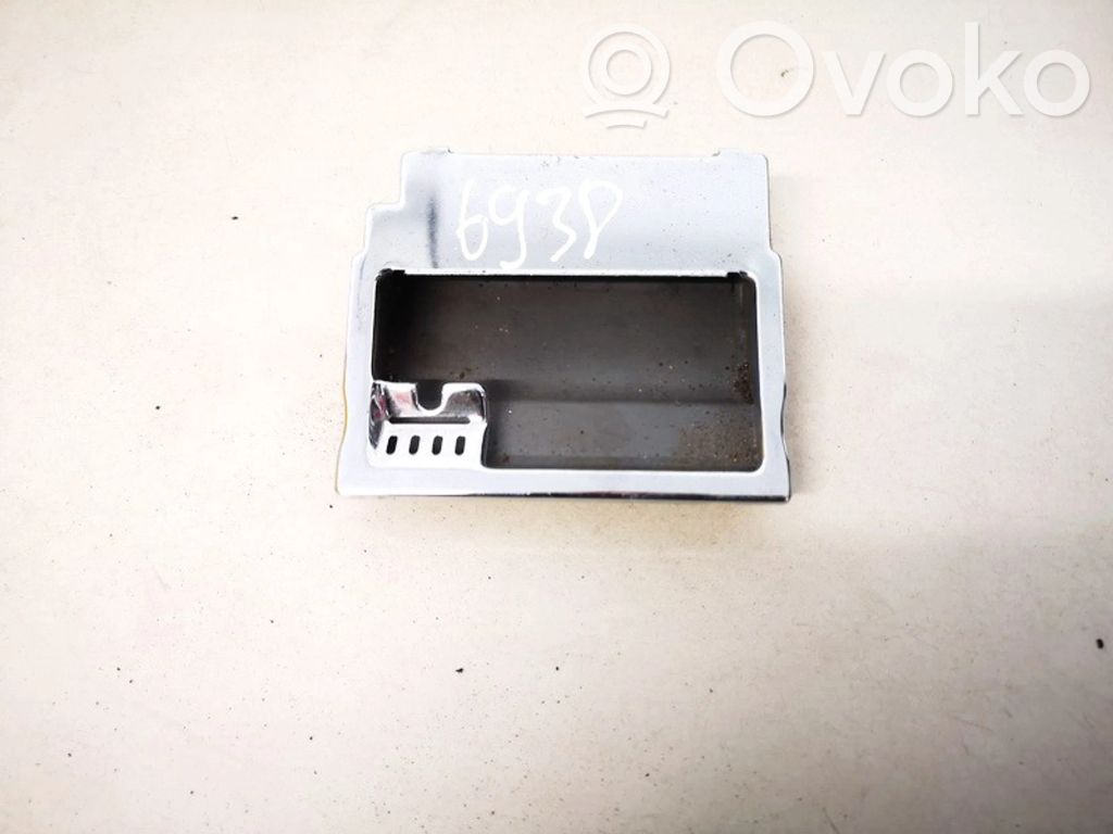 Audi A6 S6 C5 4B Posacenere auto 