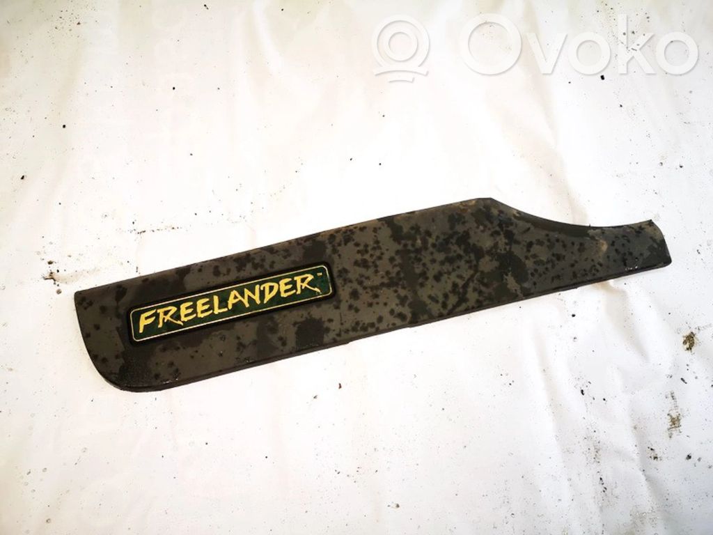 Land Rover Defender Trunk door license plate light bar 