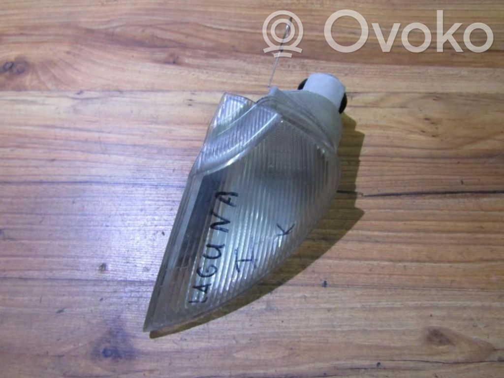 Renault Laguna I Frontblinker 