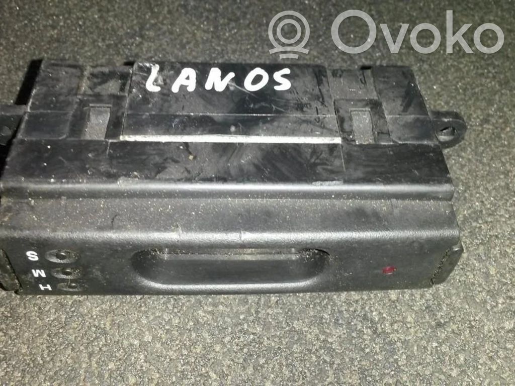 Daewoo Lanos Bildschirm / Display / Anzeige 