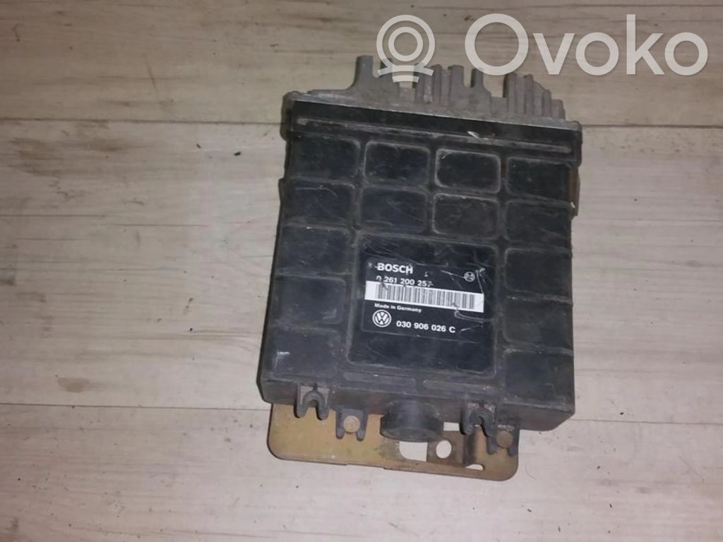 Volkswagen Golf III Unitate/modul de control motor 