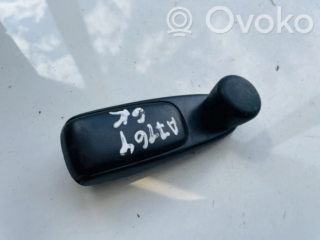 Peugeot 407 Front door window winding handle 