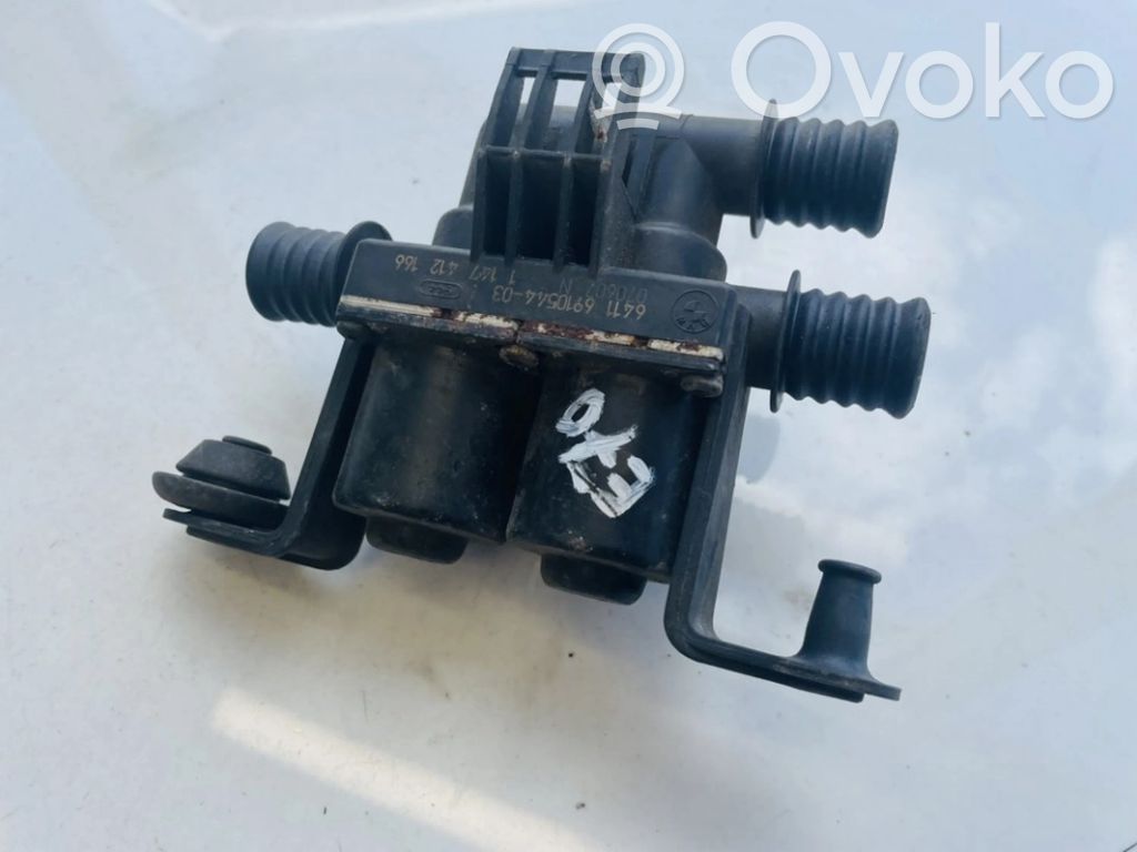 BMW X5 E53 Supapă control încălzitor lichid răcire