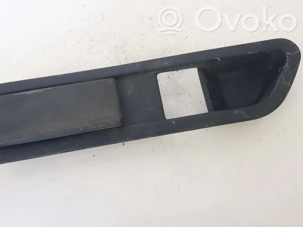 Mitsubishi Space Runner Popielniczka deski rozdzielczej 