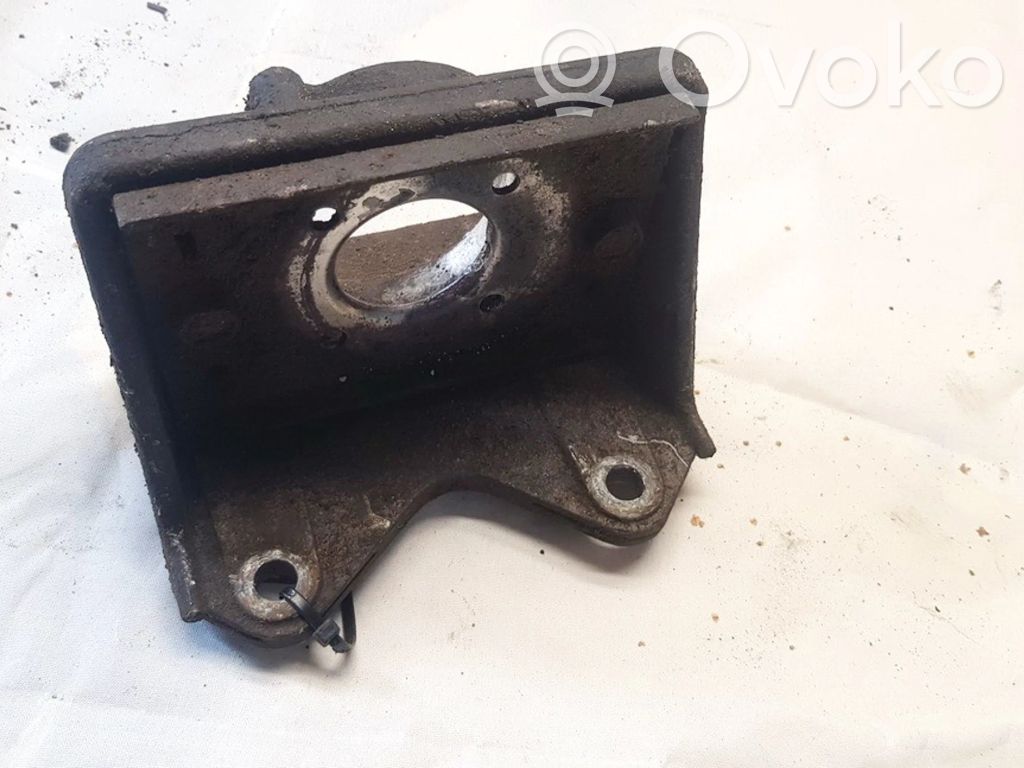 Renault Master II Engine mounting bracket 