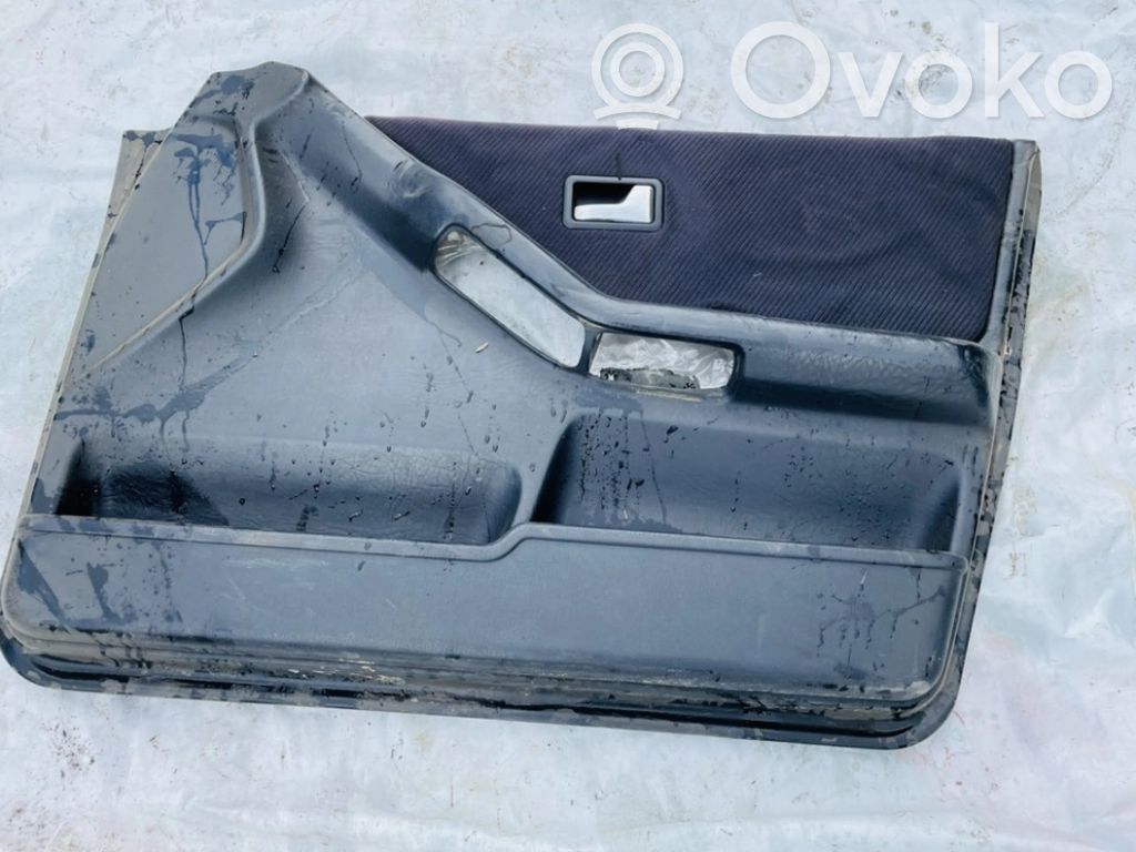 Audi 80 90 B3 Etuoven verhoilu