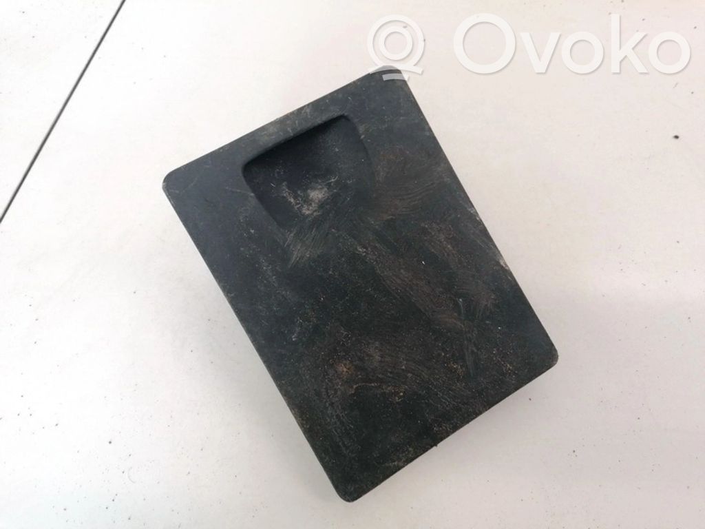Guantera   554410D070,554410D070,554410D070,554410D070