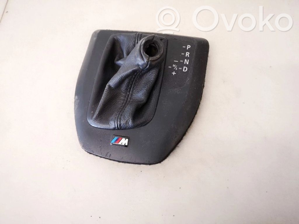 Contour de levier de vitesses   51167059896,70598965,51167059896,70598965
