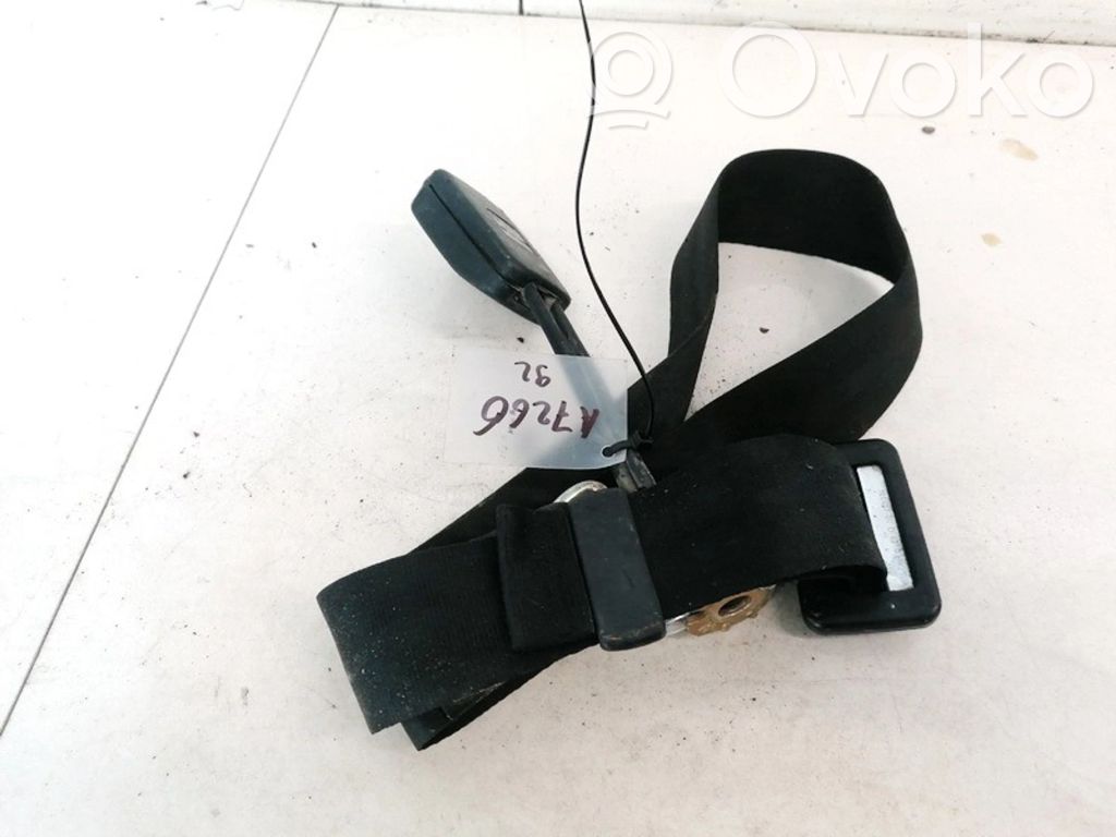 Audi 80 90 B3 Hebilla del cinturón de seguridad trasero 