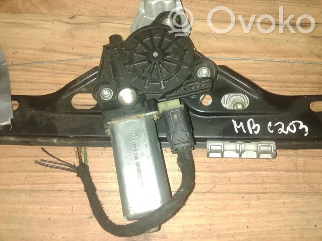 Mercedes-Benz C W203 Motor macara geam ușă spate 