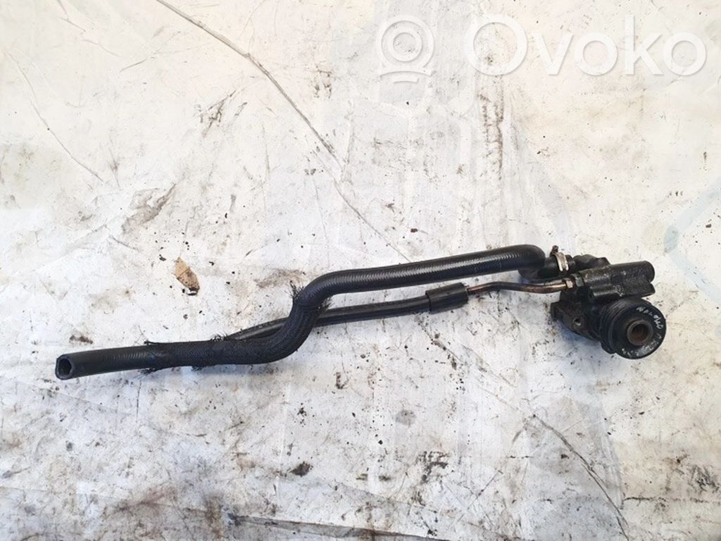 Ford Mondeo MK II Ohjaustehostimen pumppu 