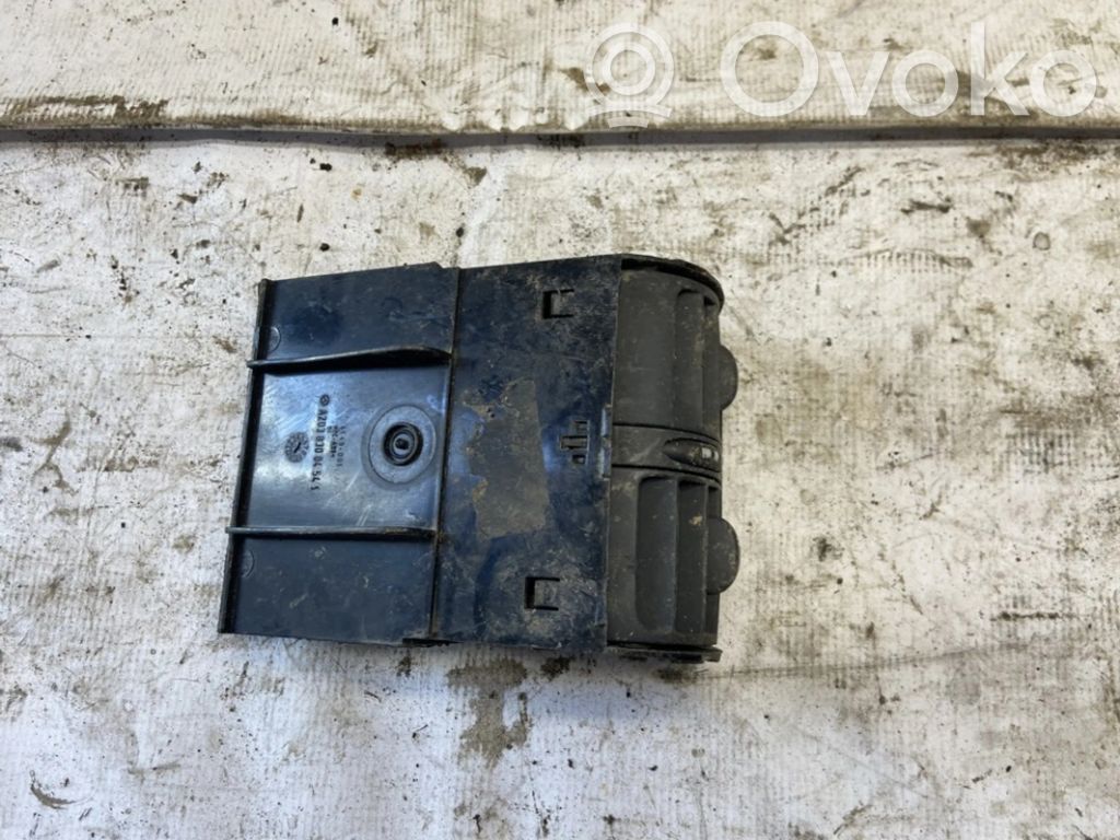 Mercedes-Benz C W203 Rejilla de ventilación central del panel
